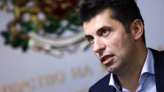 Петков предупреди за възможно забавяне на парите за бизнеса