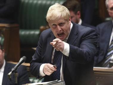 Великобритания няма да въвежда COVID паспорти