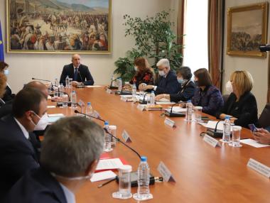 От Седмицата: Избори 2 в 1; Депутатите актуализираха бюджета и отложиха увеличението на пенсиите