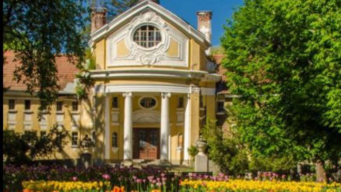 Галерия :: Снимка 7 :: Столична община подготвя концесията на минералната баня в Банкя (галерия)}