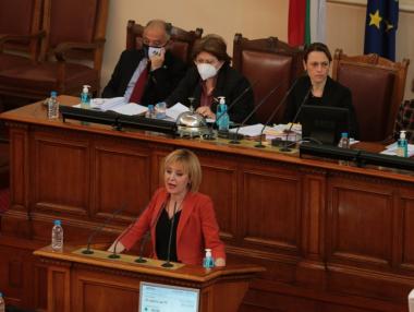 Вечерни новини: Радев е издал указа за разпускане на НС; Преброяването за 2.5 млн. лв. крие рискове