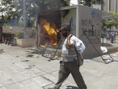 Биткойн доведе до протести и обвинения в диктатура в Ел Салвадор