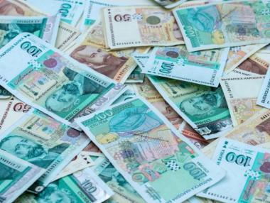 Депозитите в българските банки докосват 100 млрд. лв.