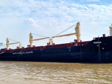 „Параходство БМФ“ пусна на вода още един 32 150-тонен бълкер