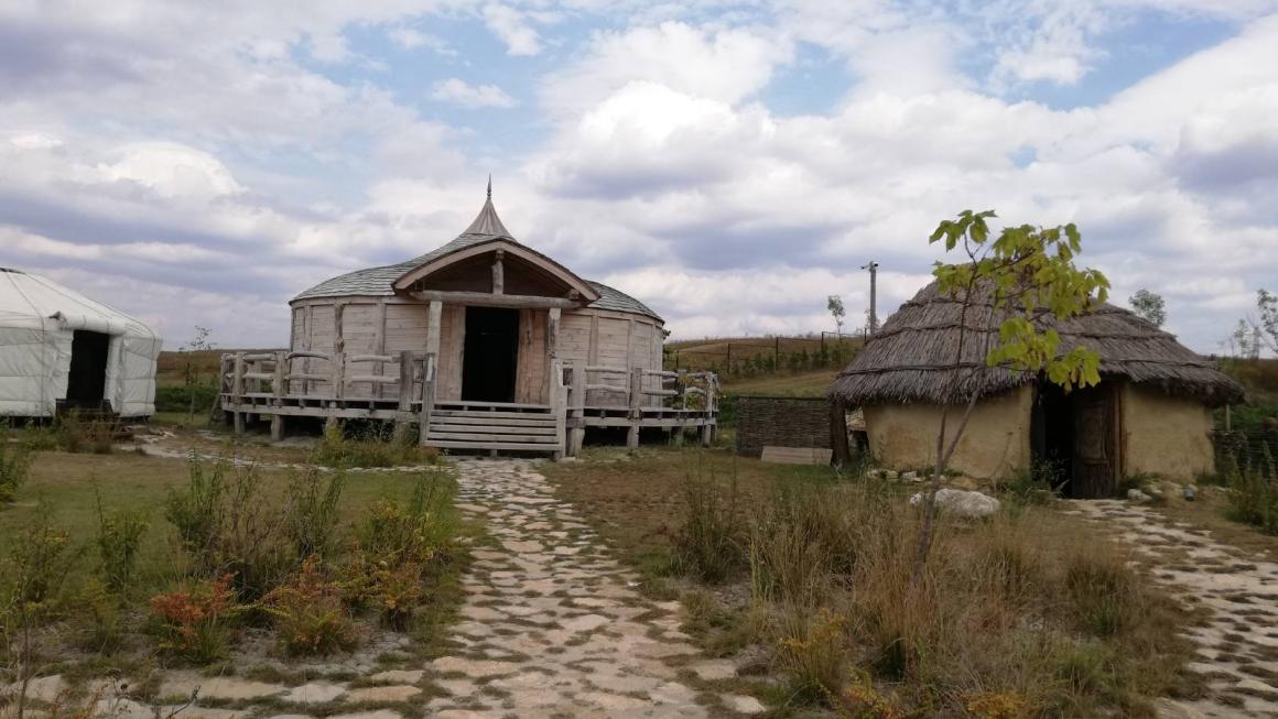 Галерия :: Снимка 6 :: Потайностите на Историческия парк край Варна}