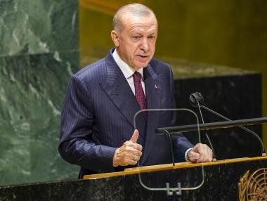 Турция ще купи още противоракетни системи С-400 от Русия