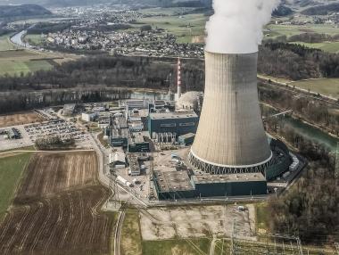 Британското правителство преговаря с американска компания за нова АЕЦ