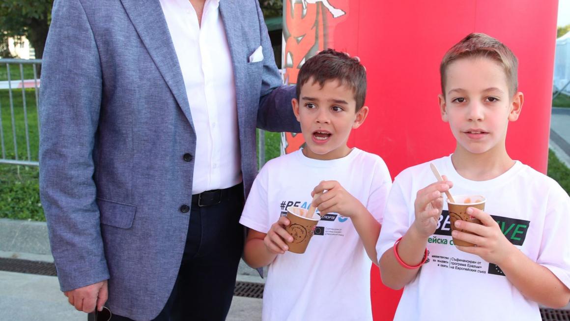 Галерия :: Снимка 12 :: „Нощ на спорта” в София привлече стотици спортуващи}