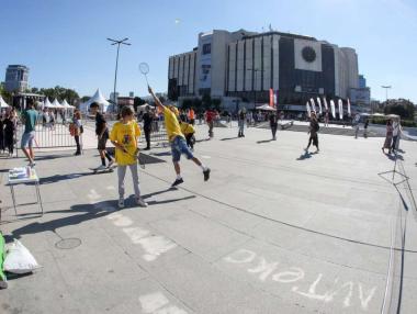 „Нощ на спорта” в София привлече стотици спортуващи