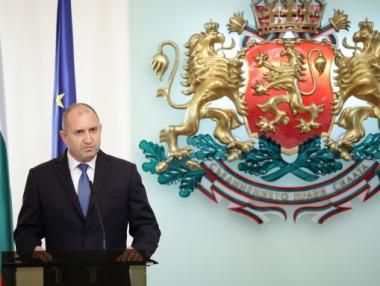 Радев официално се включи в президентската битка