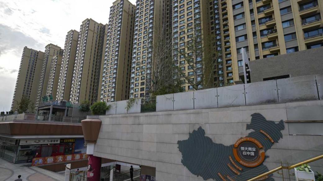 Пекин „моли“ китайски компании да купуват активи от Evergrande