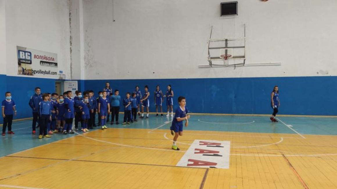 Галерия :: Снимка 8 :: Десетки деца в Монтана взеха участие в #BeActiveTour}