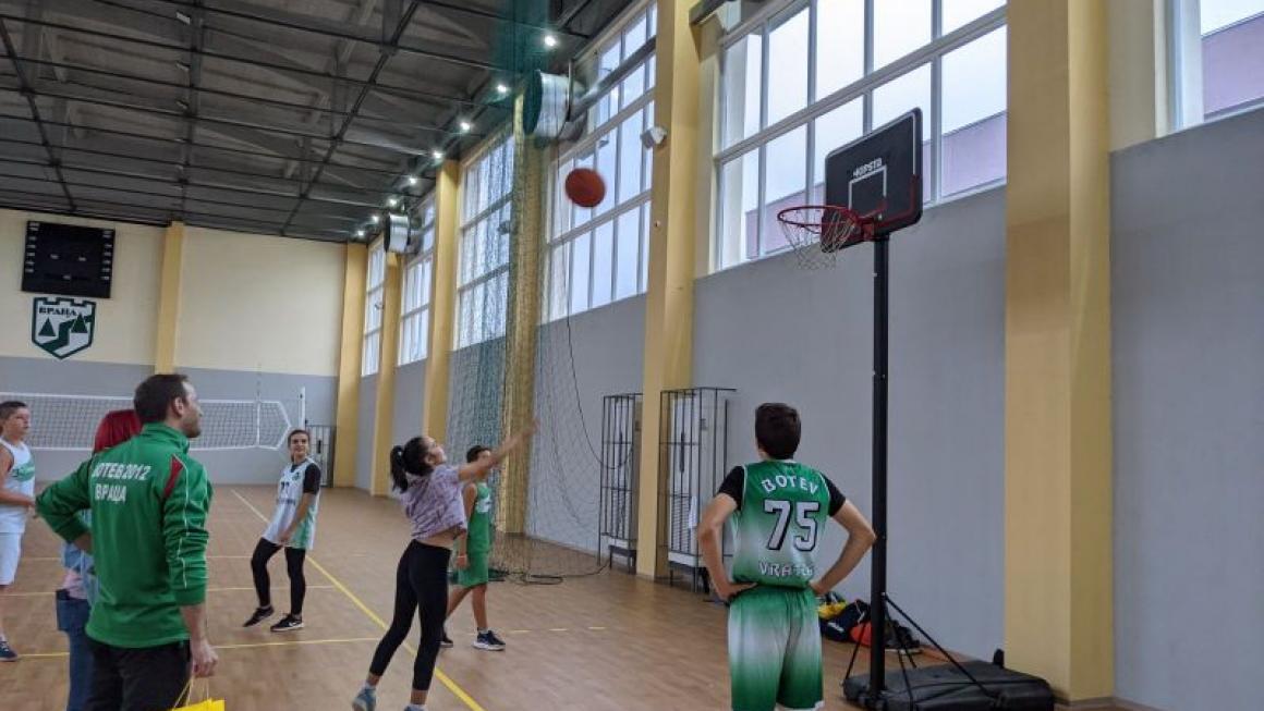 Галерия :: Снимка 11 :: #BeActiveTour достигна до Враца}