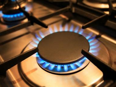 Природният газ за България поскъпна с близо 40% от днес