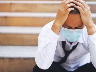 Къде и как COVID-19 беляза по-дълбоко пазара на труда в България?