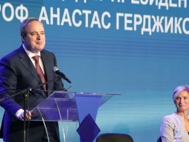 Анастас Герджиков официално се включи в президентската надпревара