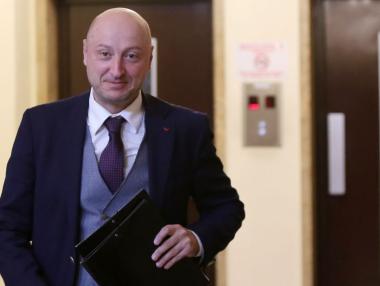 Правителството тегли нов заем за половин милиард лева