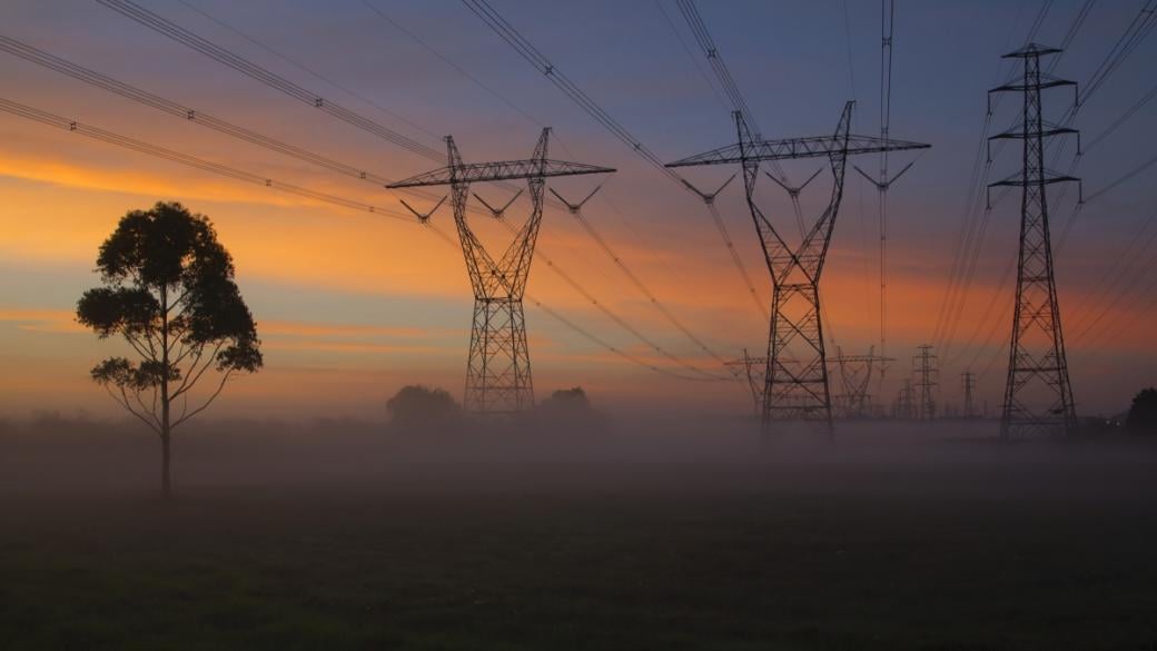 Пазарите на ток в България и Румъния трябва да се свържат този месец