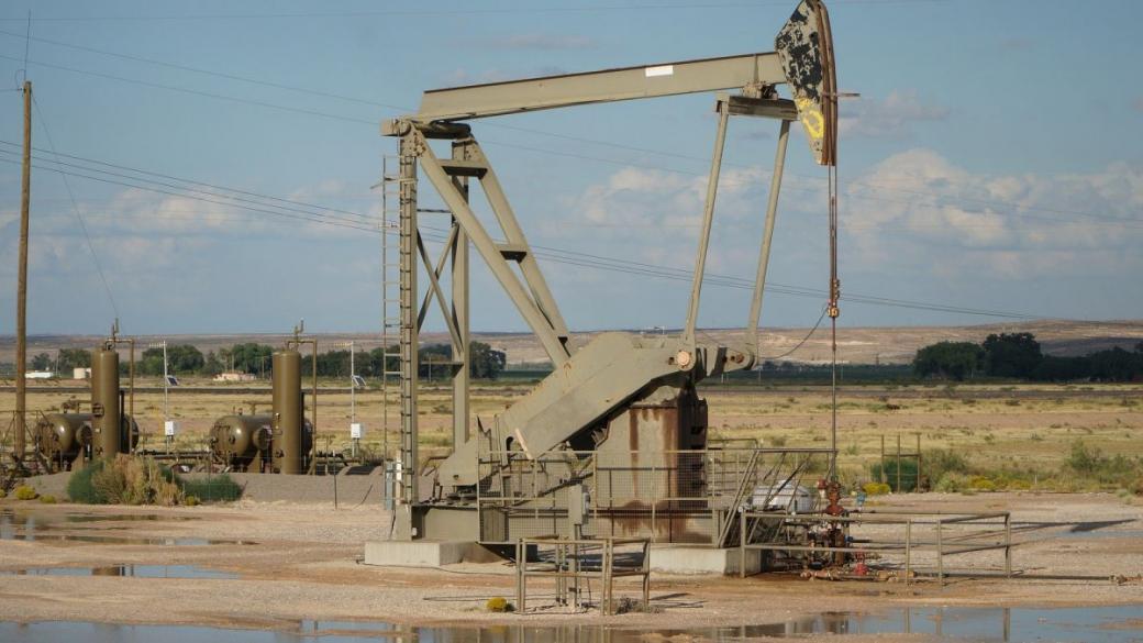 Страхът от недостиг покачи цените на петрола
