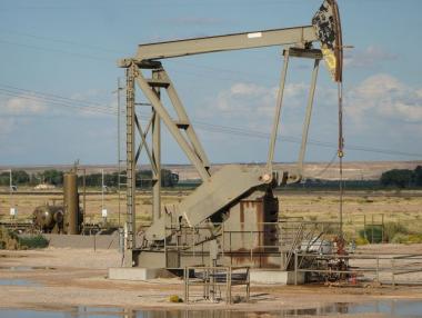 Страхът от недостиг покачи цените на петрола