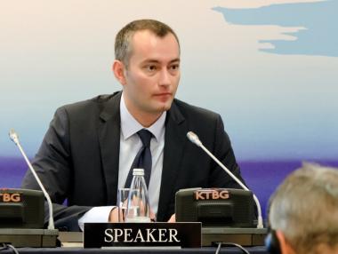 Николай Младенов е вторият българин в „Досиетата Пандора“