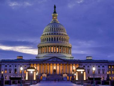 САЩ намериха краткосрочен изход от опасната дългова криза