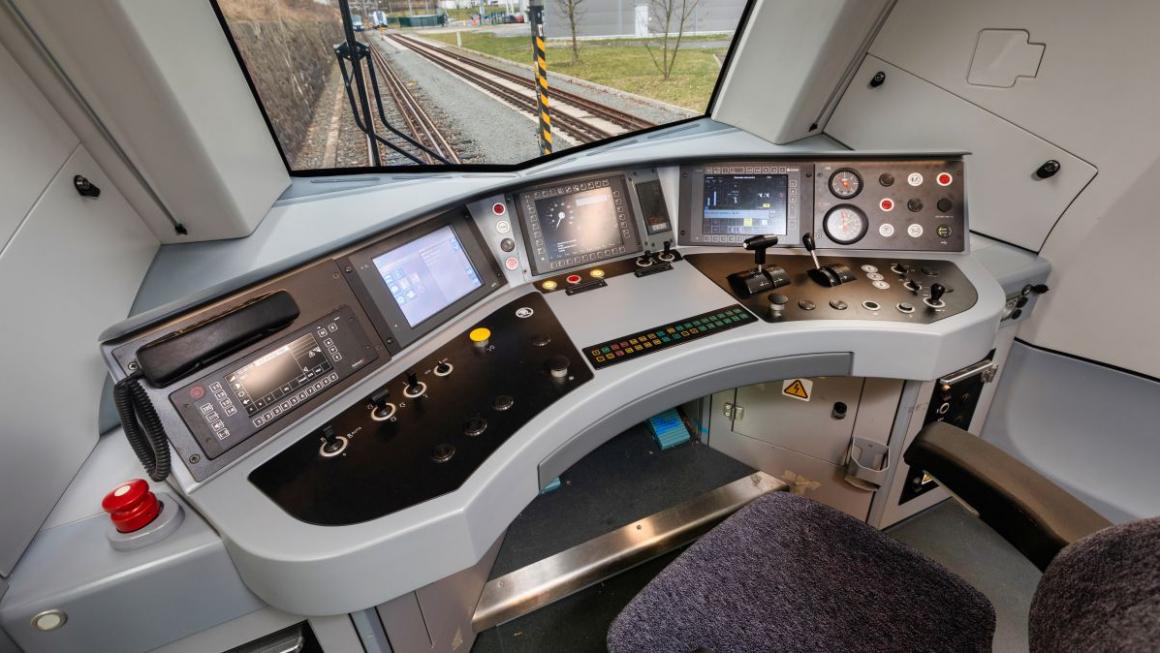 Галерия :: Снимка 8 :: Skoda представи ново поколение двуетажни влакове (галерия)}