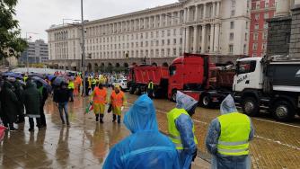 Пътните строителите заплашиха държавата със съд