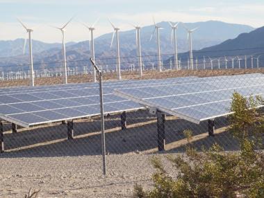 Германската RWE прави огромен соларен парк в Гърция