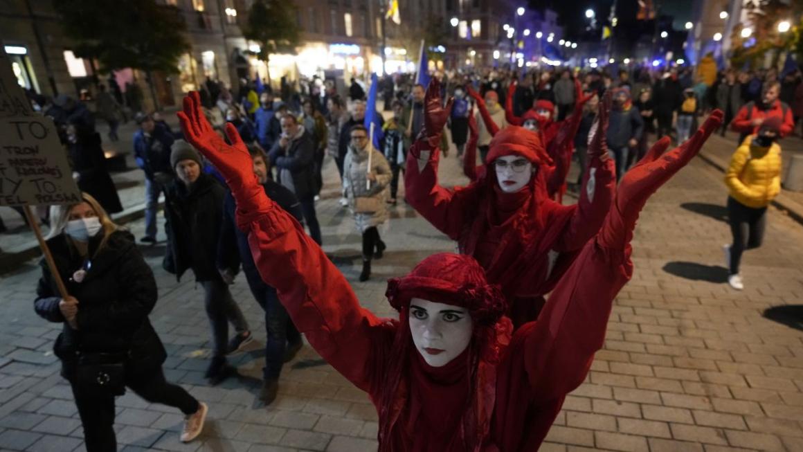 Галерия :: Снимка 2 :: Polexit парализира Полша (галерия)}