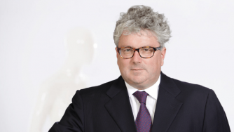 Кралят на протезите, който избра да стъпи в България