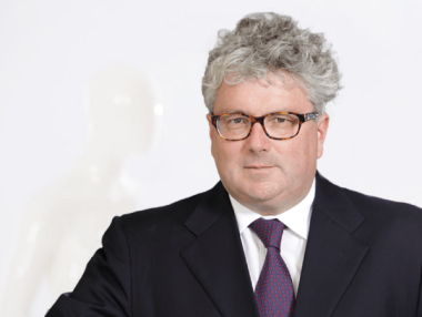 Кралят на протезите, който избра да стъпи в България