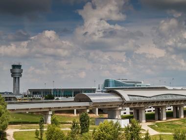 „Соф Кънект“ се заема с чистотата на Летище София