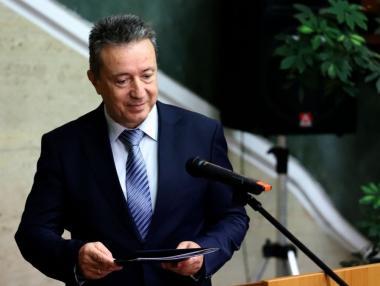 Служебното правителство опитва да ограничи порочните инхаус процедури