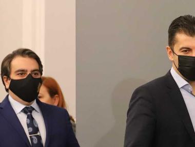 „Алфа Рисърч“: Формацията на Петков и Василев се бори за второто място