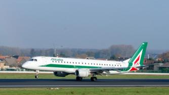 Alitalia е мъртва след 75 турболентни години