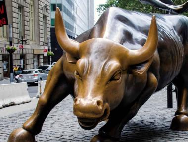 Биковете на Уолстрийт са в очакване на отчетите на Netflix и Teslа