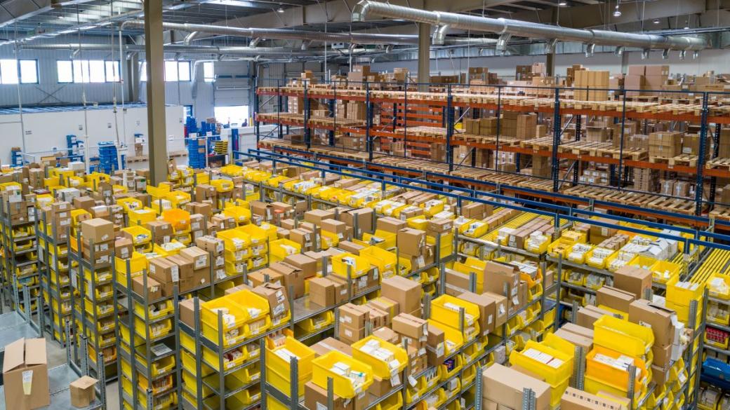 Amazon ще наеме 150 хил. работници за празничното пазаруване