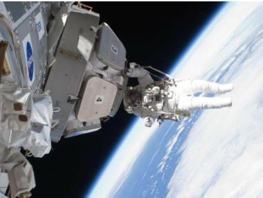 Учени от БАН разработват проект за преработка на целулоза в Космоса