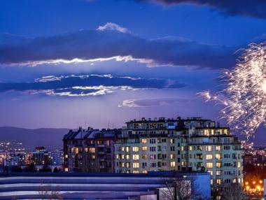 Цените на имотите растат, но „балон“ още няма