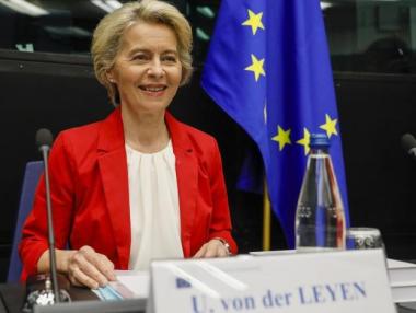 ЕК призова държавите членки да махнат данъците върху тока