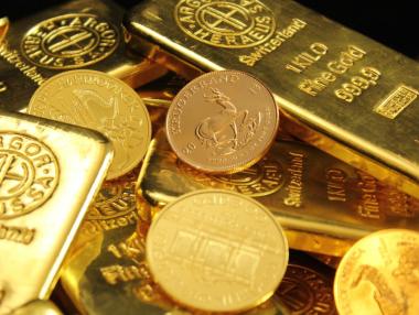 Златото печели от очакванията за висока инфлация