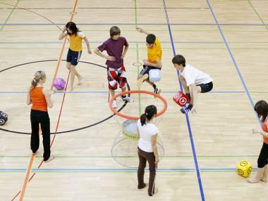 МОН осигури 2 млн. лв. за спортно оборудване на 91 гимназии