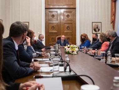 Фармацевтите искат по 10 лв. за обслужена COVID рецепта