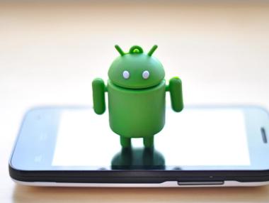 Android бронира Google от удара на Apple при рекламите