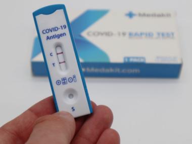 Кабинетът одобри 13 млн. лв. за щадящи COVID тестове за деца