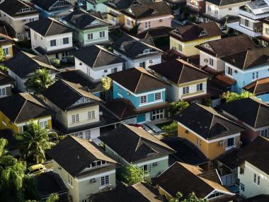 Никой не се интересува от имотния балон – точно както преди