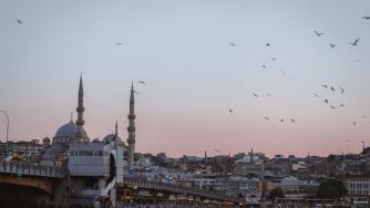 Облаците над турската икономика се сгъстяват