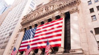 Американските пазари достигнаха нови исторически рекорди