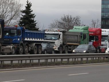 Тотално сгрешената тол система предстои да поскъпне